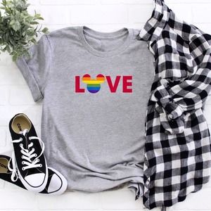 Love Disney, women's Disney shirt, mickey love shirt, Disney love shirt